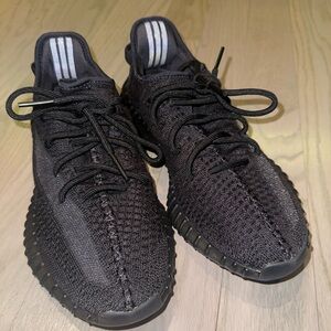 Yeezy Black Knit Men's Sneakers
